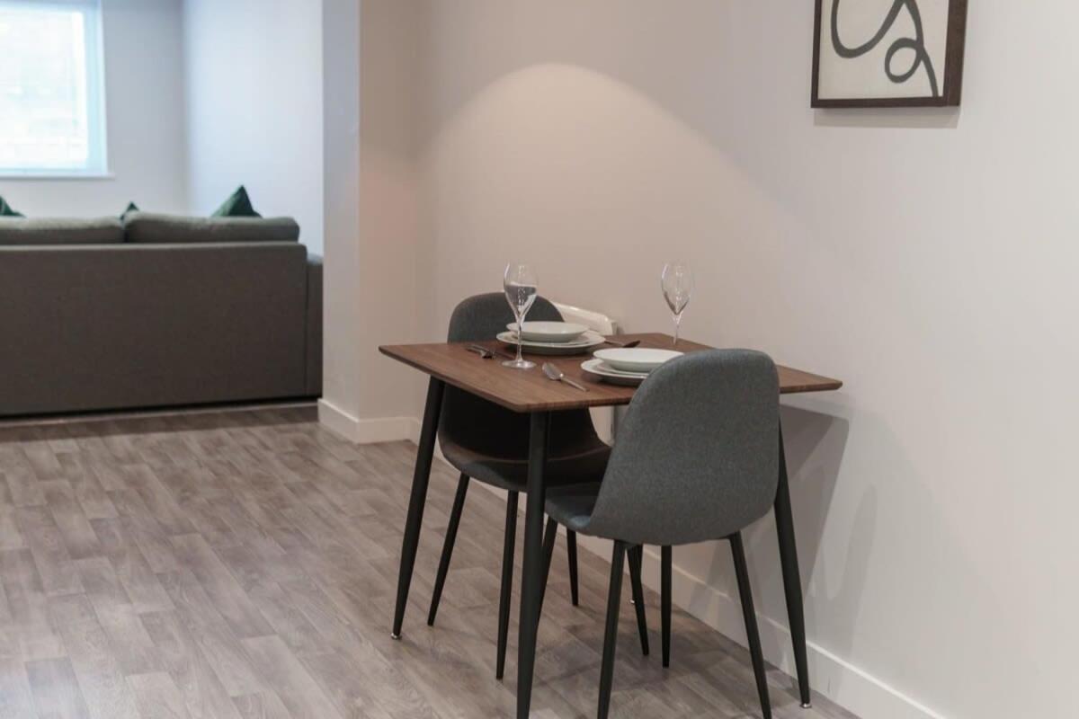 Contemporary 1 Bedroom In * Liverpool